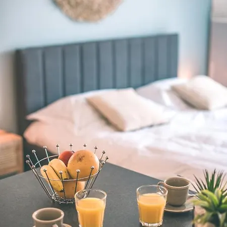 La Pomponnette Du Bassin