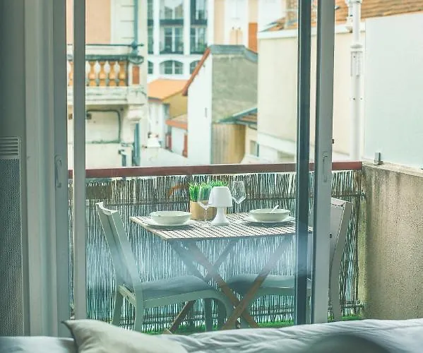 La Pomponnette Du Bassin Apartment *