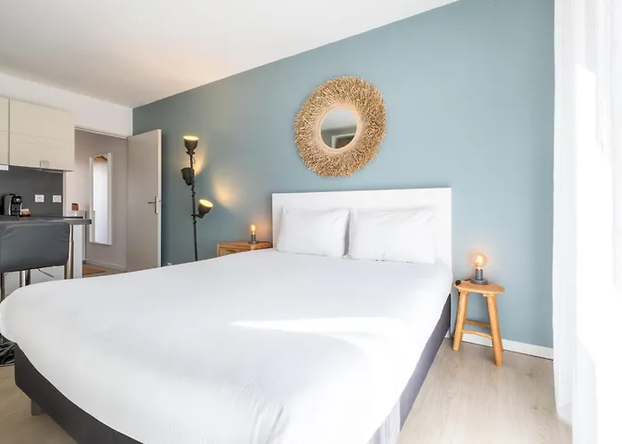 La Pomponnette Du Bassin *